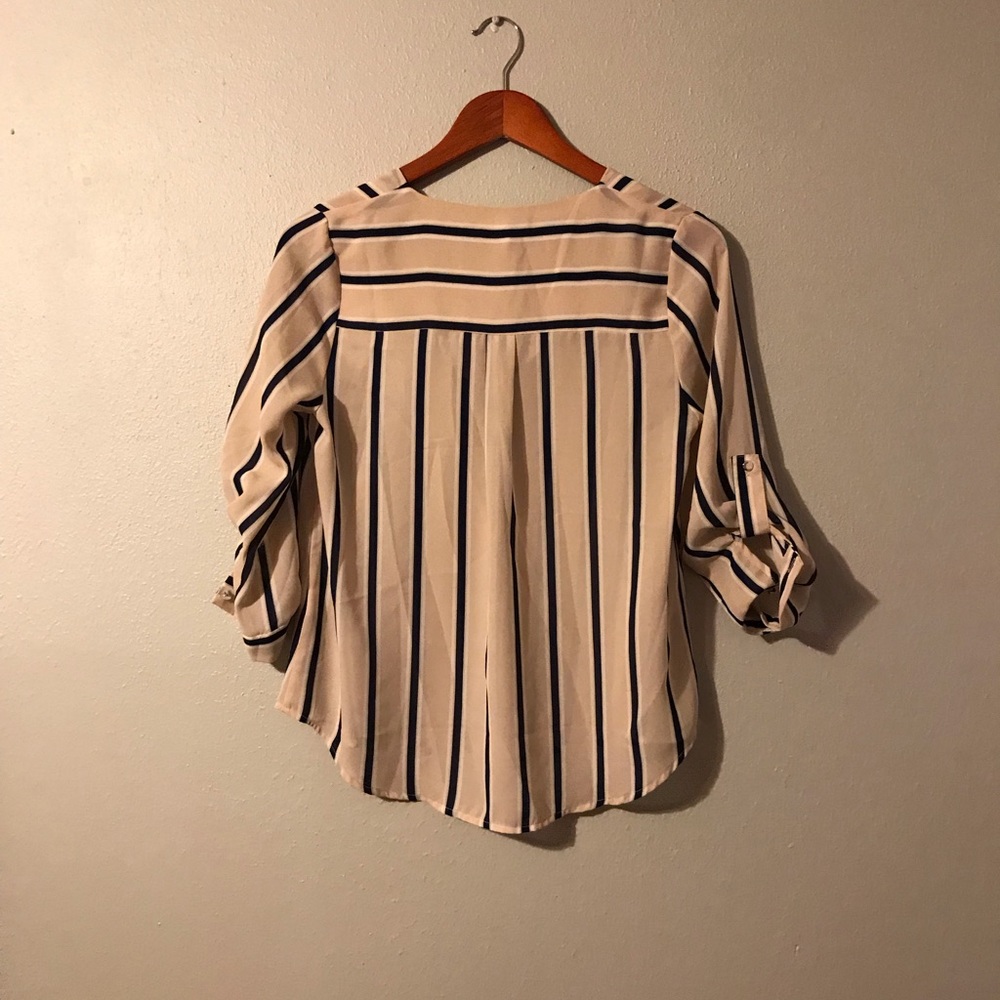 Blouse - Picture 2 of 2